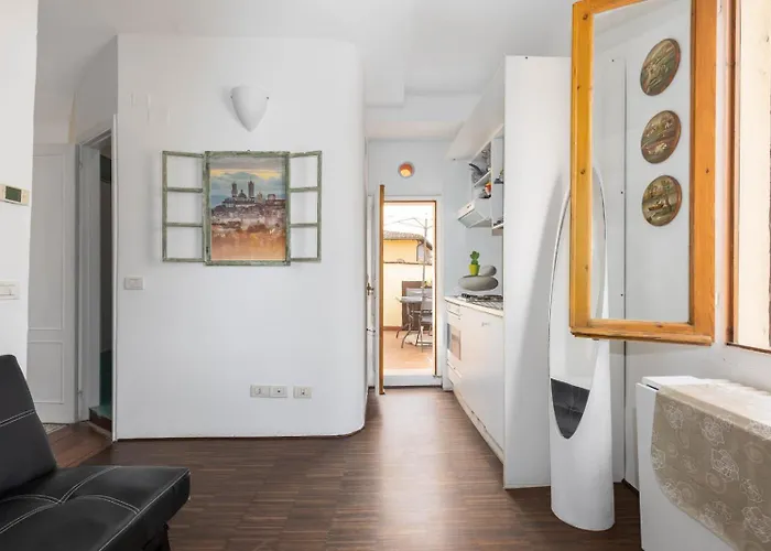 Gran View Near Piazza Del Campo Siena